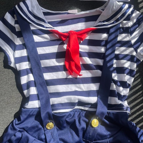 Women’s Halloween Sailor Costume Size Small - Picture 2 of 4